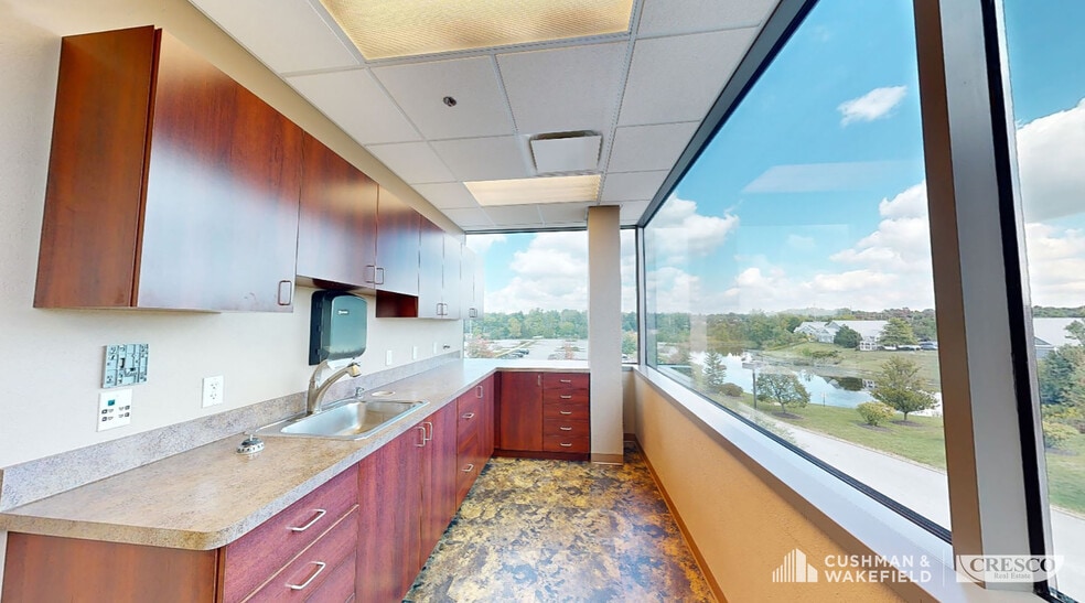 More Photos Of 5655 Hudson Dr, Hudson Medical For Lease