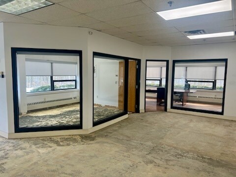 More Photos Of 66 Ford Rd, Denville Warehouse For Lease