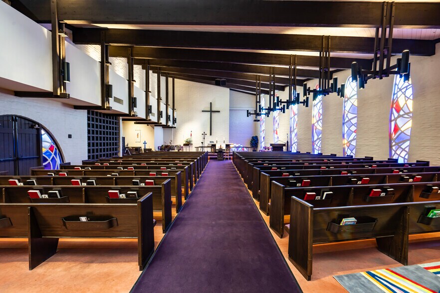 More Photos Of 3539 E Stanford Dr, Paradise Valley Coworking Space