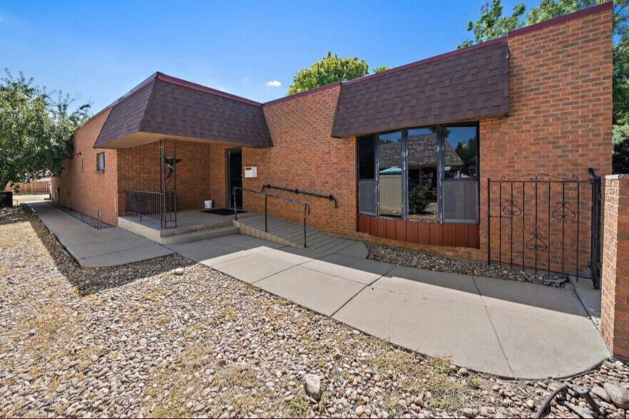 Primary Photo Of 40 S 6th Ave, Brighton Medical For Lease