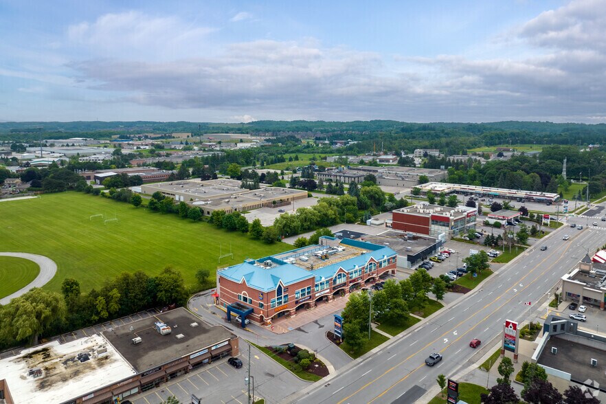 More Photos Of 14783-14785 Yonge St, Aurora Office For Lease