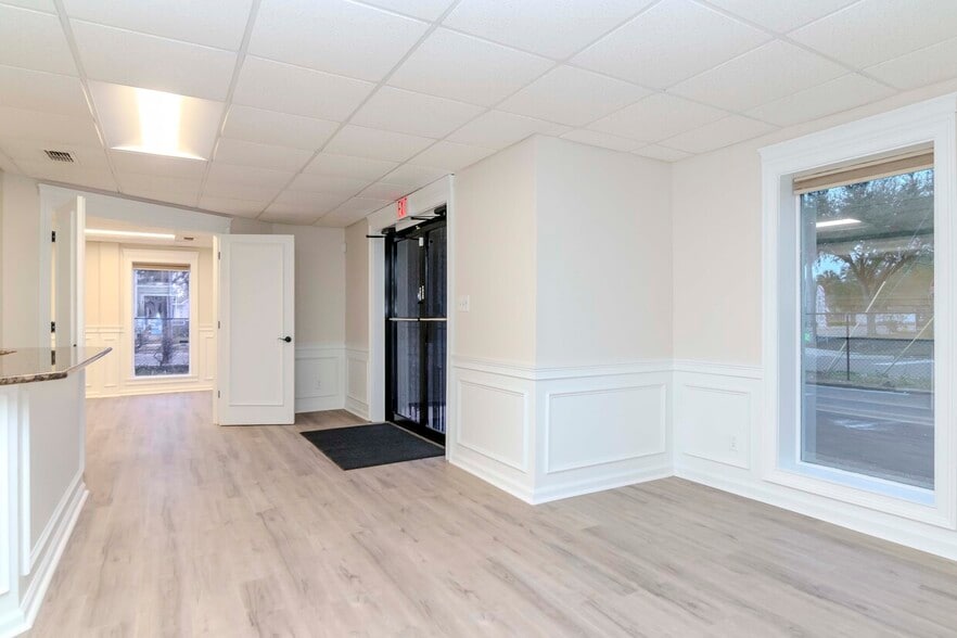 More Photos Of 3205 W Waters Ave, Tampa Medical For Sale
