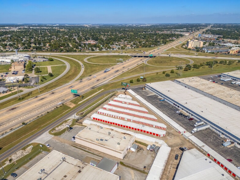 More Photos Of 6580 E Skelly Dr, Tulsa Manufacturing For Sale