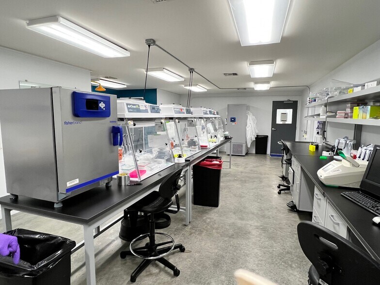 More Photos Of 1926 Kellogg Ave, Carlsbad Research And Development For Lease