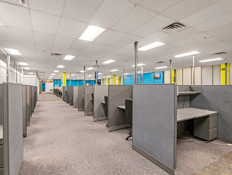 More Photos Of 1228 E Orman Ave, Pueblo Office For Sale