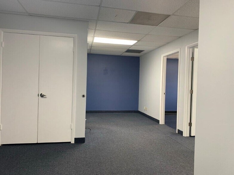 More Photos Of 3115 NW 10th Ter, Oakland Park Unknown For Lease