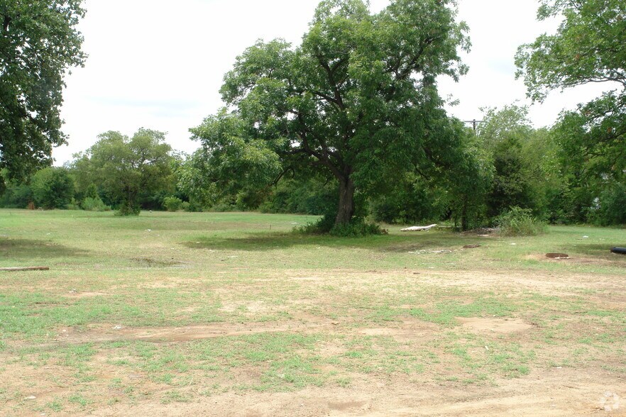 More Photos Of 5220 E Lancaster Ave, Fort Worth Land For Sale
