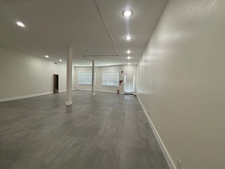Primary Photo Of 310 Estrella Ave, La Selva Beach Office For Lease