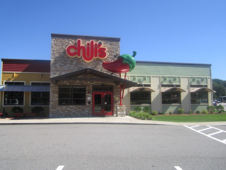 More Photos Of 90 Providence Hwy, Walpole Unknown For Lease