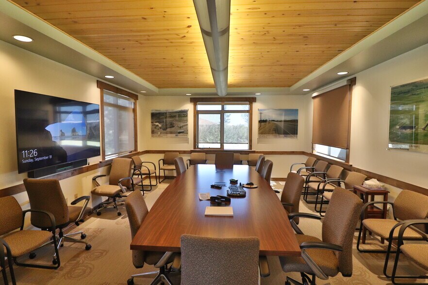 More Photos Of 502 33rd St, Cody Medical For Sale