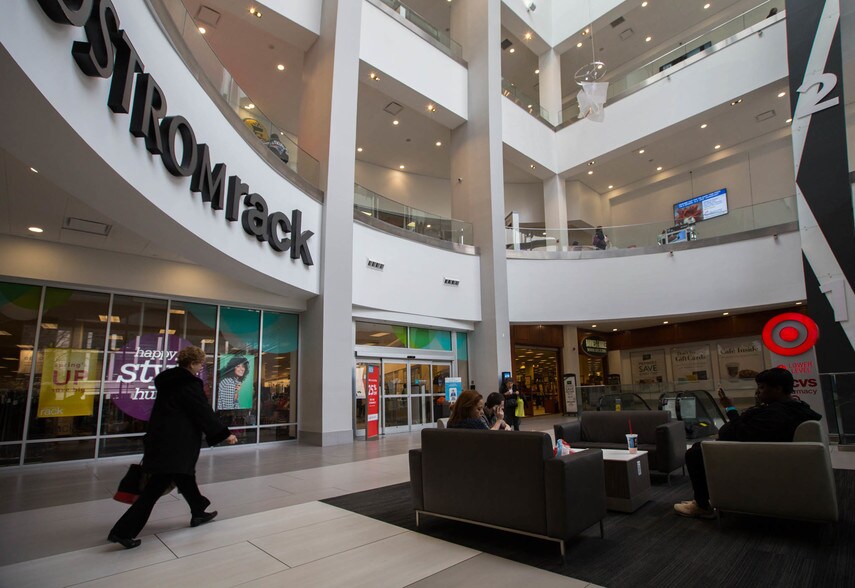 More Photos Of 1-11 City Pl, White Plains Unknown For Lease