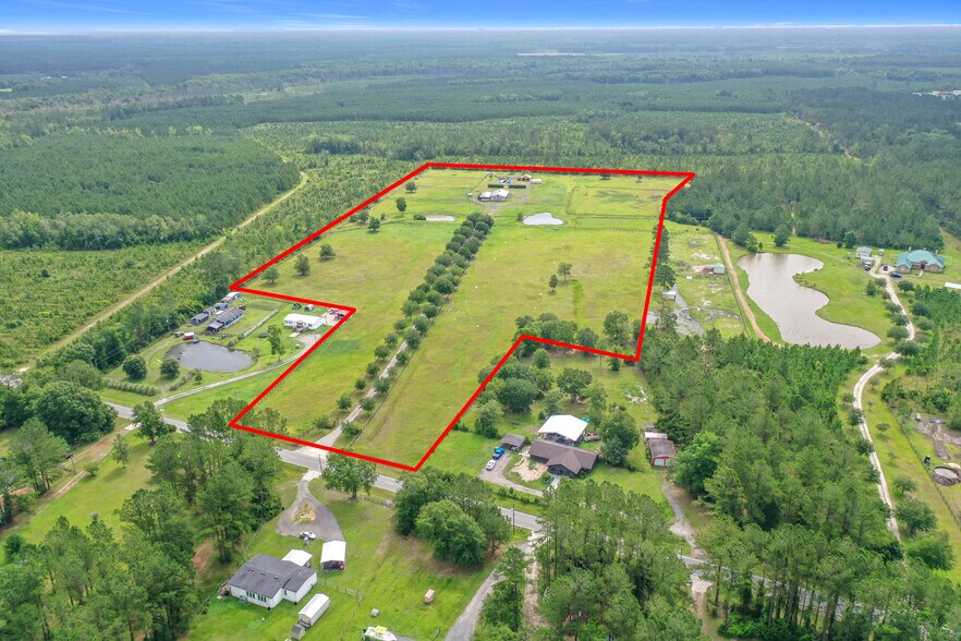 More Photos Of 46700 Middle Rd, Callahan Land For Sale