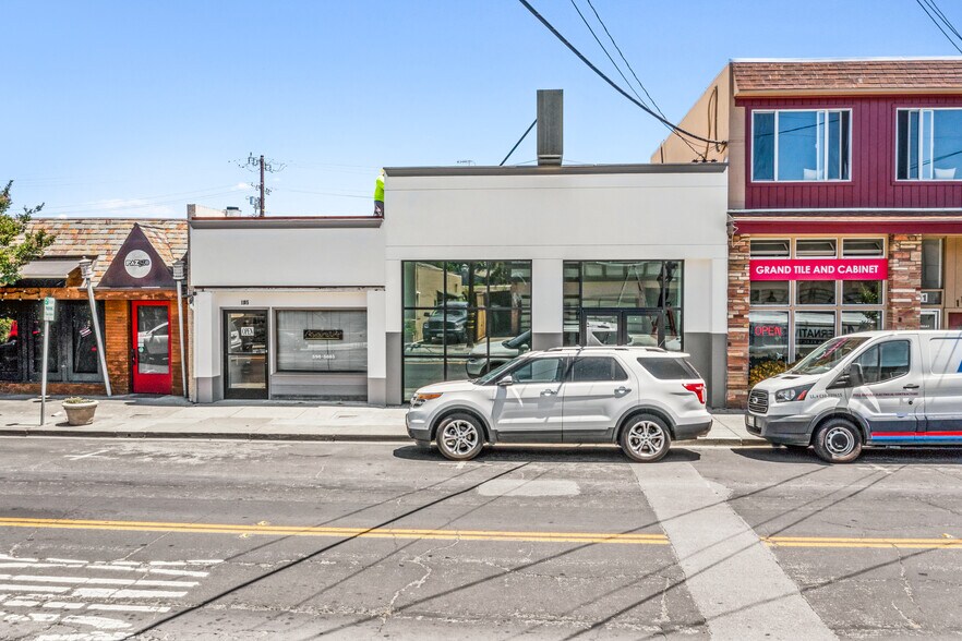 More Photos Of 1185 Laurel St, San Carlos Storefront For Lease