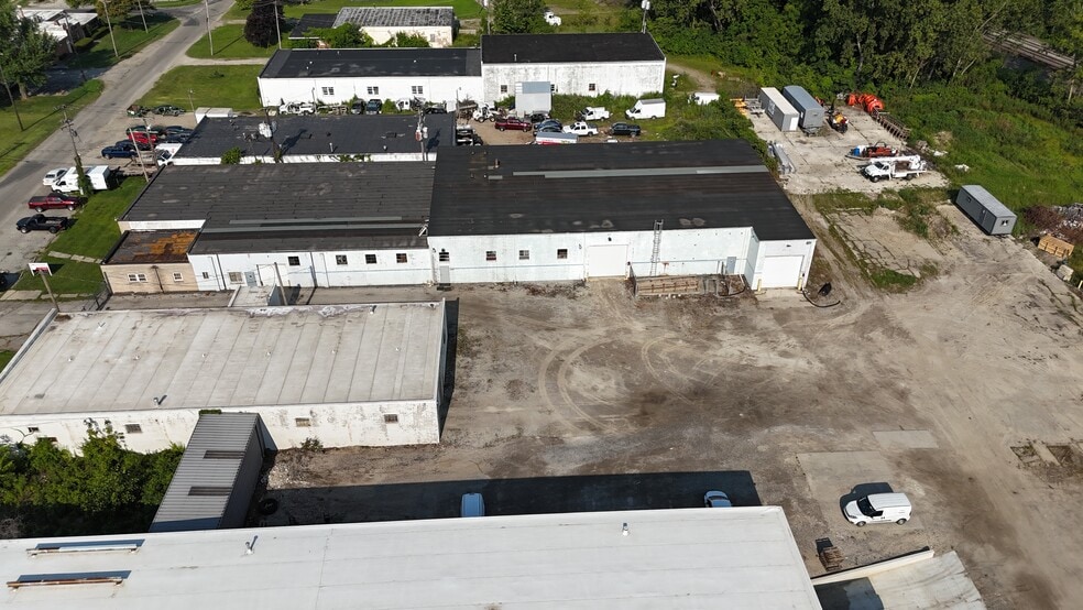 Primary Photo Of 3122 South Ave, Toledo Manufacturing For Lease