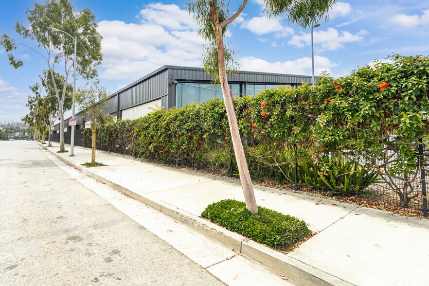 More Photos Of 13031 W Jefferson Blvd, Los Angeles Unknown For Lease