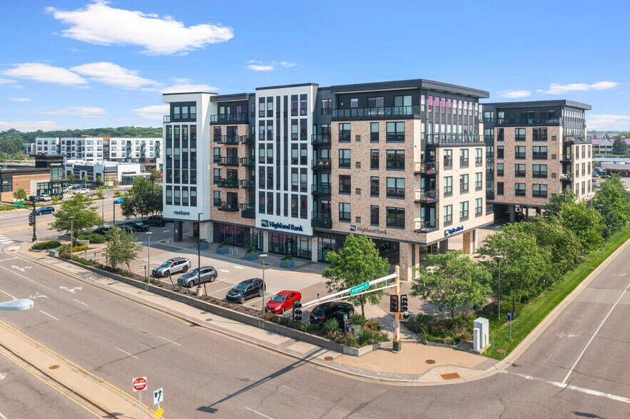 More Photos Of 1700 Plymouth Rd, Minnetonka Apartments For Lease