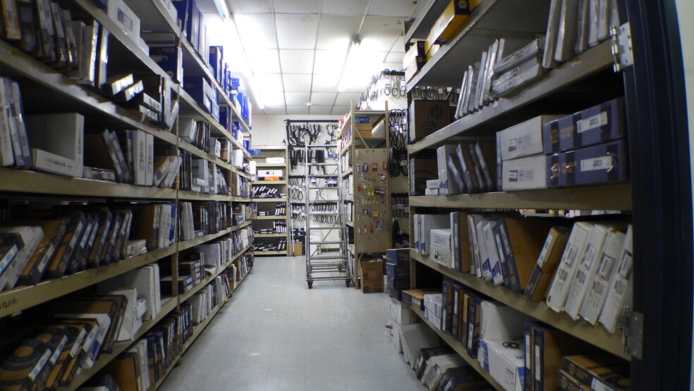 More Photos Of 1610 7th Ave, Beaver Falls Storefront For Sale