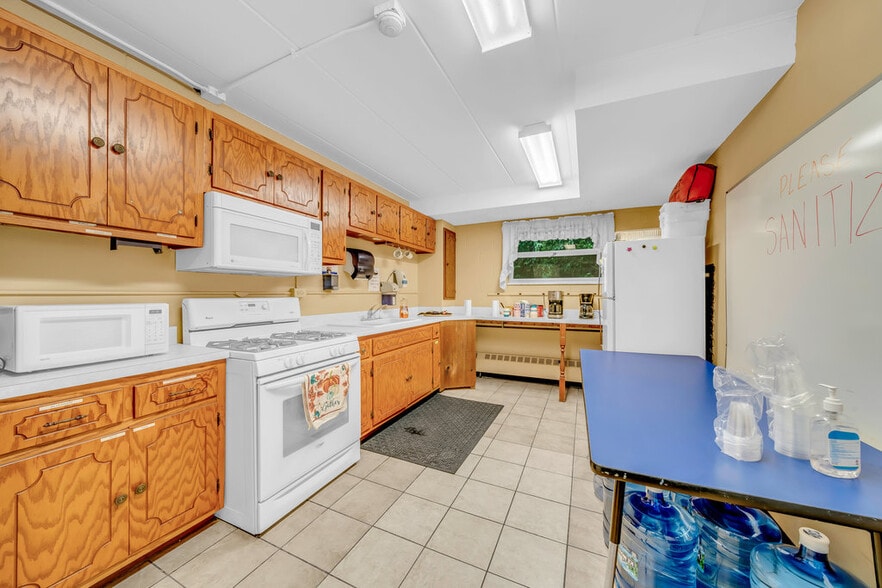 More Photos Of 1352 N Cedar Rd, New Lenox Religious Facility For Sale