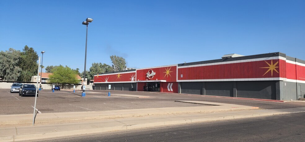 More Photos Of 7241 W Indian School Rd, Phoenix Bowling Alley For Sale