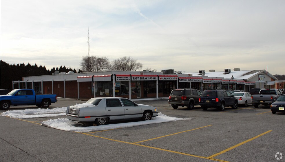 More Photos Of 2501-2537 Putty Hill Ave, Parkville Freestanding For Lease