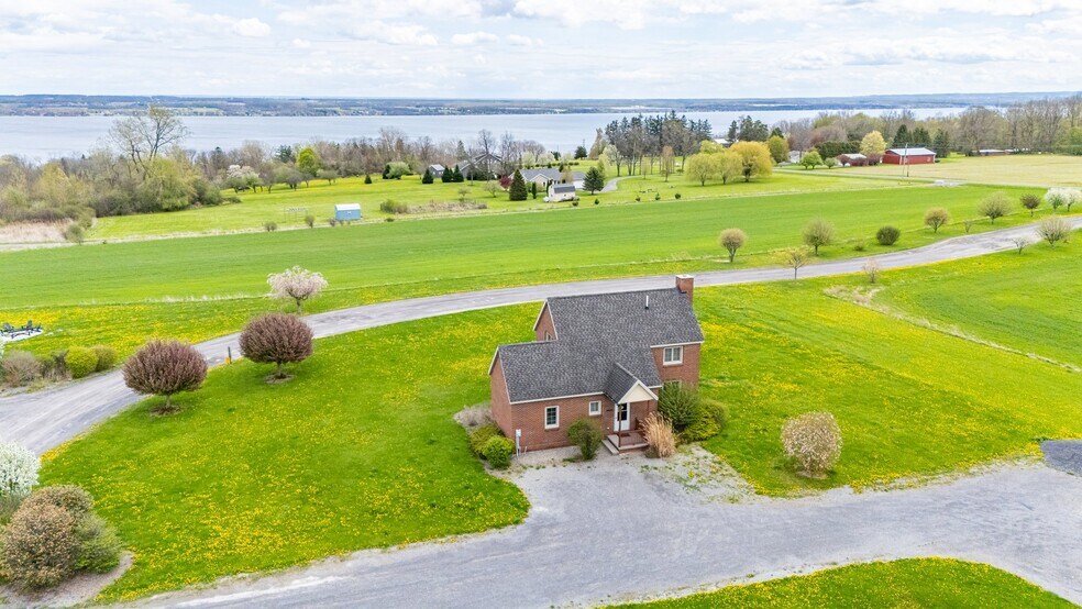 More Photos Of , Geneva Unknown For Sale