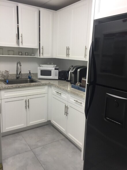 More Photos Of 5465 NW 36th St, Miami Springs Office For Sale