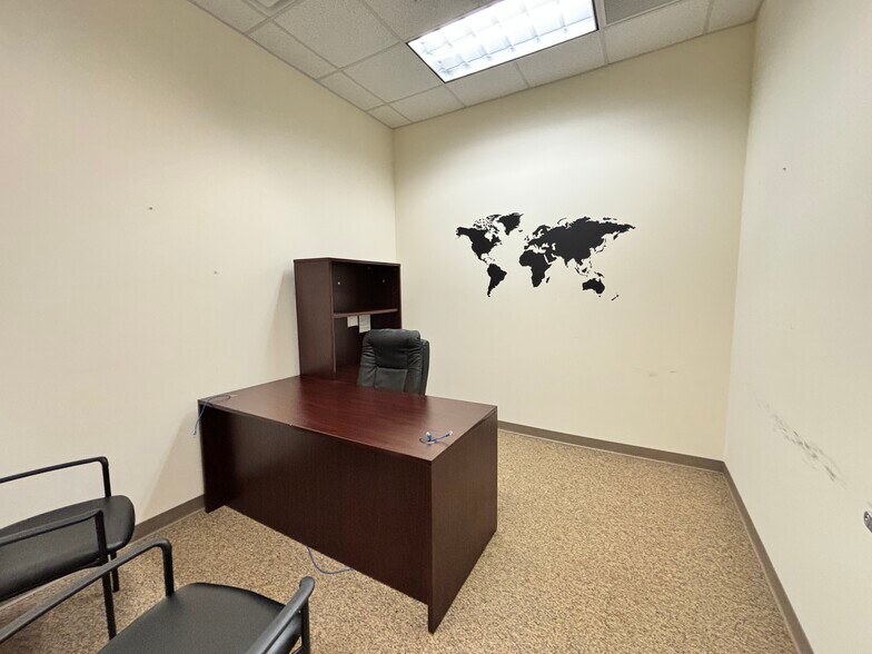 More Photos Of 11650 Miramar Pky, Miramar Industrial For Lease