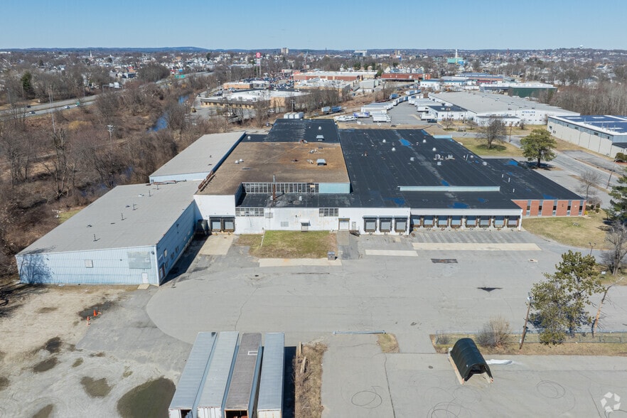 More Photos Of 240 Industrial Ave E, Lowell Manufacturing For Lease