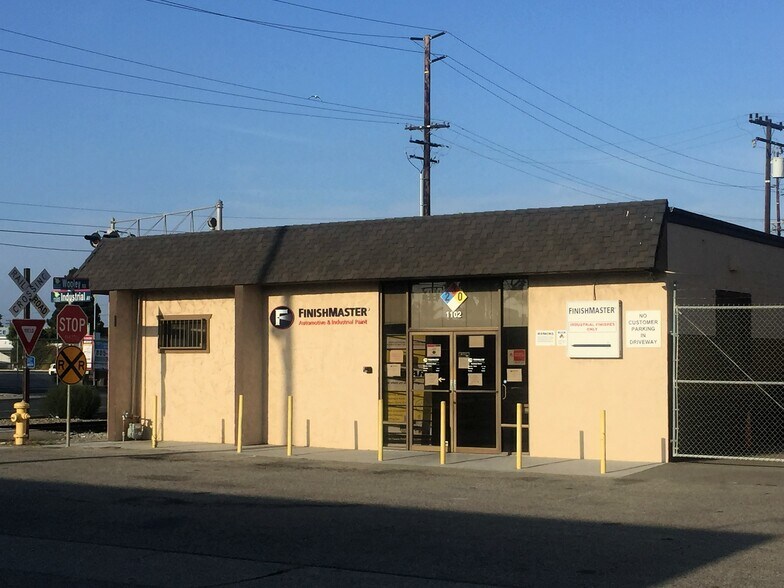 More Photos Of 1102 Industrial Ave, Oxnard Warehouse For Lease