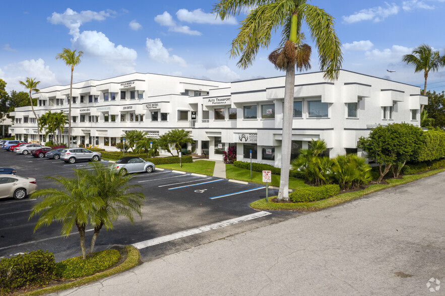 Primary Photo Of 1250 9th St N, Naples Office For Lease