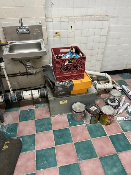 More Photos Of 15209 Frederick Rd, Rockville Storefront Retail Office For Lease