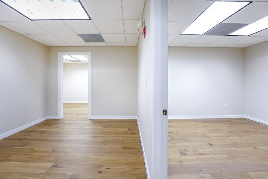 More Photos Of 399 NW 2nd Ave, Boca Raton Office For Lease