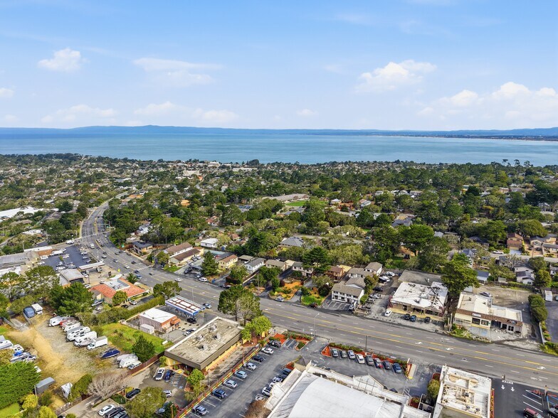 More Photos Of 1157 Forest Ave, Pacific Grove Freestanding For Sale