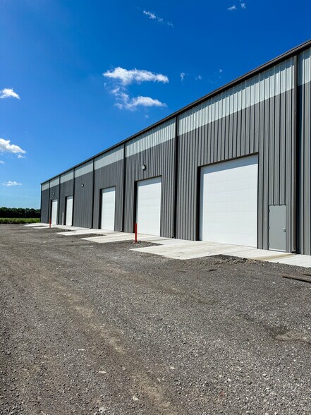 More Photos Of 4148 Highway 144, Owensboro Distribution For Lease