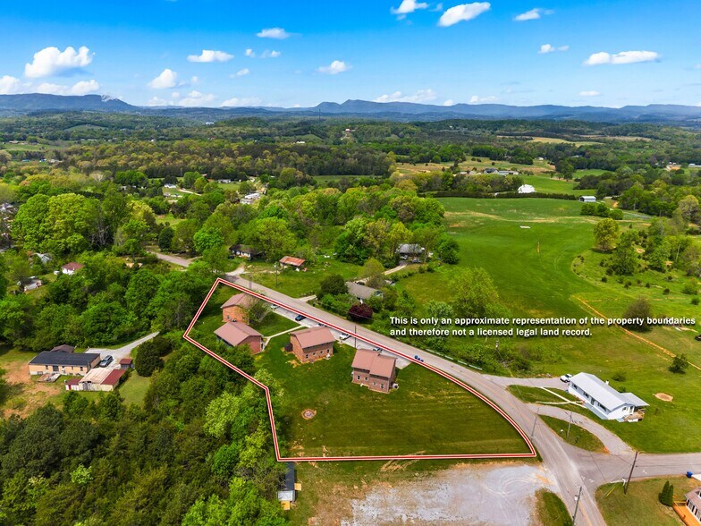 More Photos Of 3229 Blue Springs rd, Strawberry Plains Multifamily For Sale