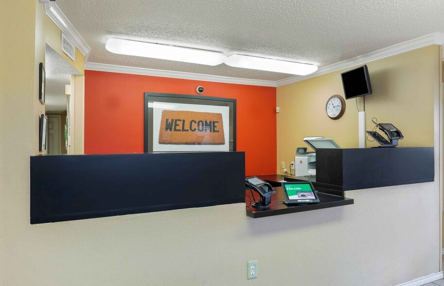 More Photos Of 1601 River Run, Fort Worth Hotel For Sale