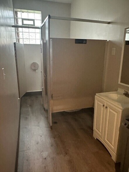 More Photos Of 2850 William St, Buffalo General Retail For Sale