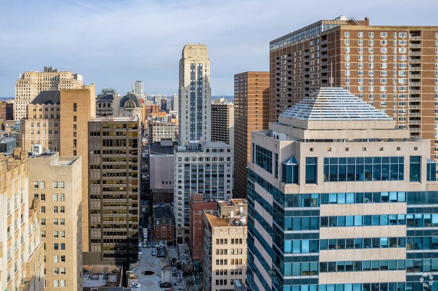 More Photos Of 1425 Locust St, Philadelphia Apartments For Lease