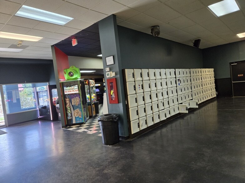 More Photos Of 2006 S Main St, Farmville Bowling Alley For Sale