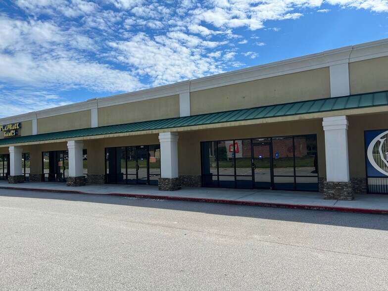 More Photos Of 150 Athens Hwy, Loganville Storefront For Lease