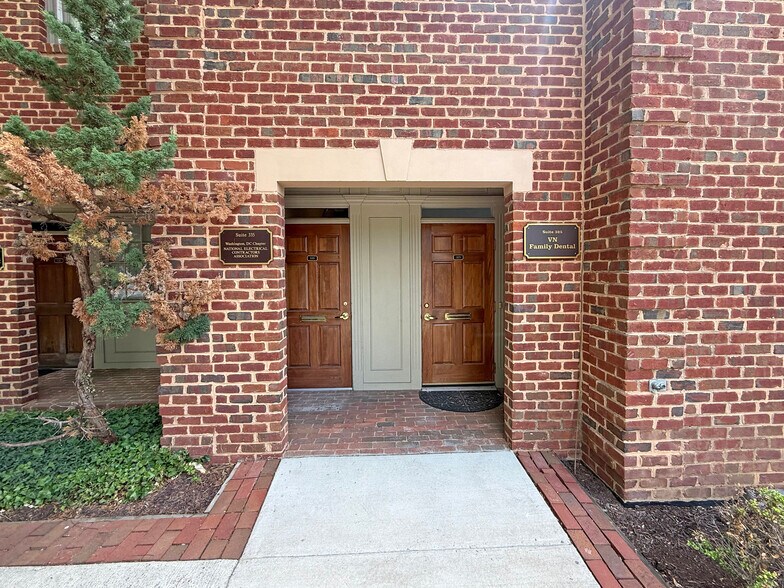 More Photos Of 4200 Evergreen Ln, Annandale Medical For Sale