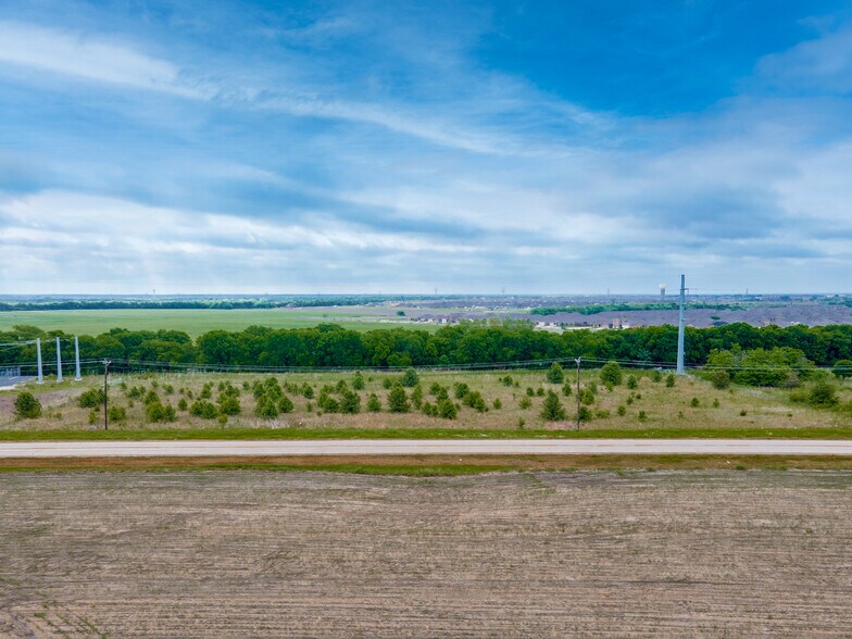 More Photos Of 6407 State Highway 66, Royse City Land For Lease