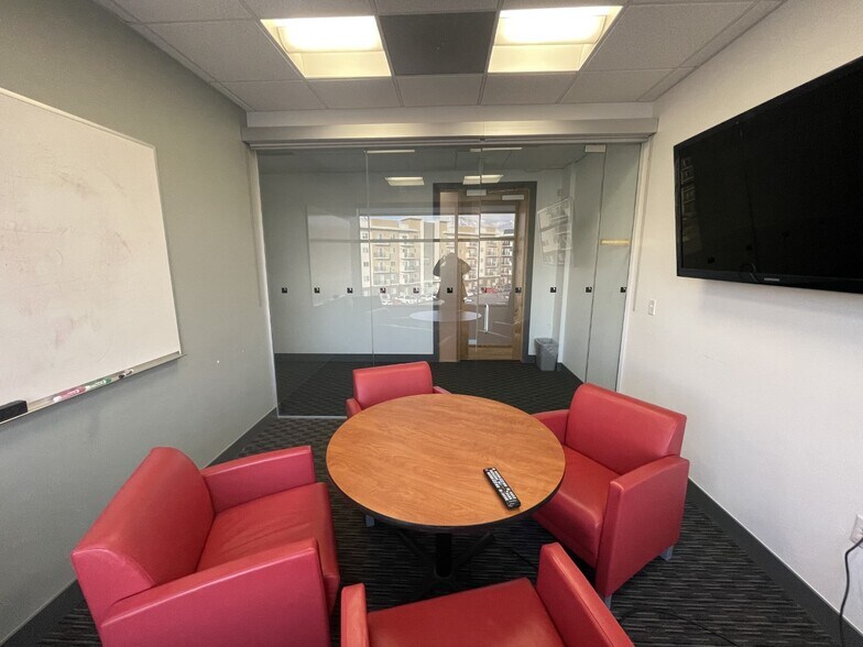 More Photos Of 1250 E 200 S, Lehi Office For Lease