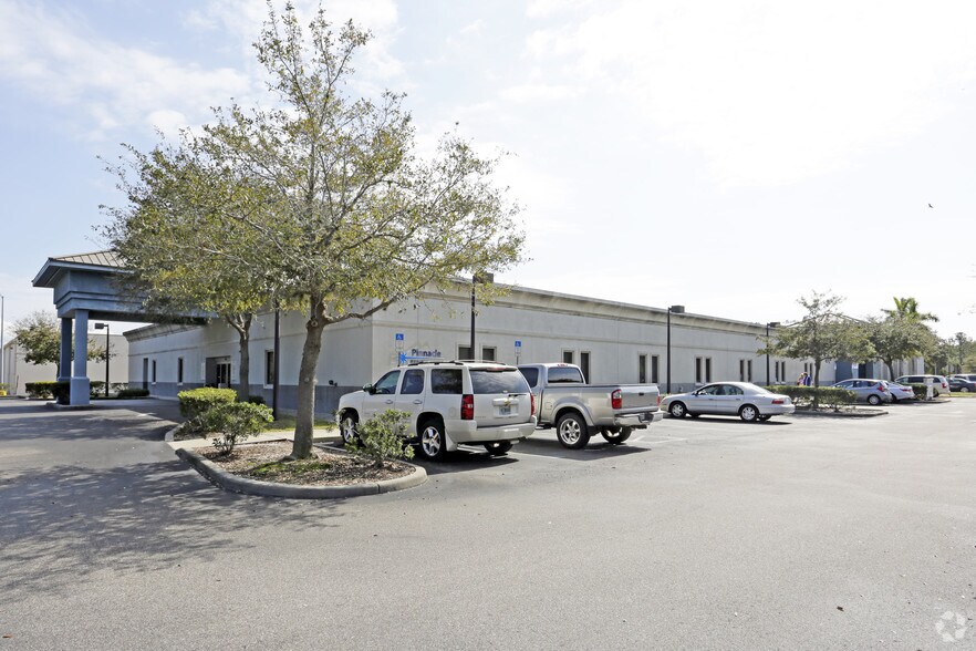 More Photos Of 315 75th St W, Bradenton Medical For Lease