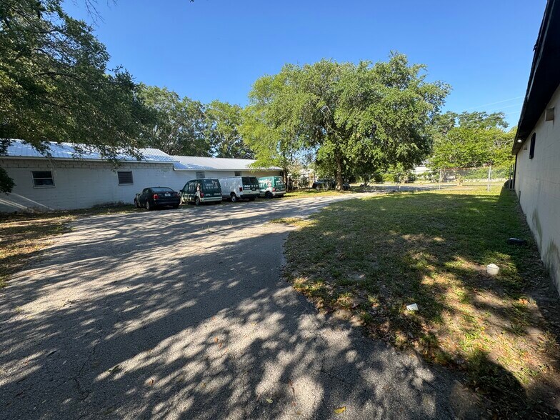 More Photos Of 3429 N Liberty St, Jacksonville Light Distribution For Sale