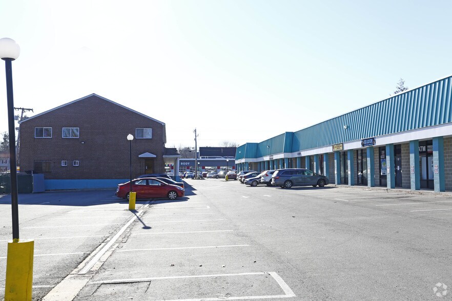 More Photos Of 1519-1527 Middlesex St, Lowell Storefront For Lease