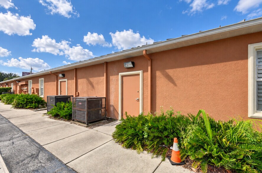 More Photos Of 5420 Land O Lakes Blvd, Land O' Lakes Office For Sale