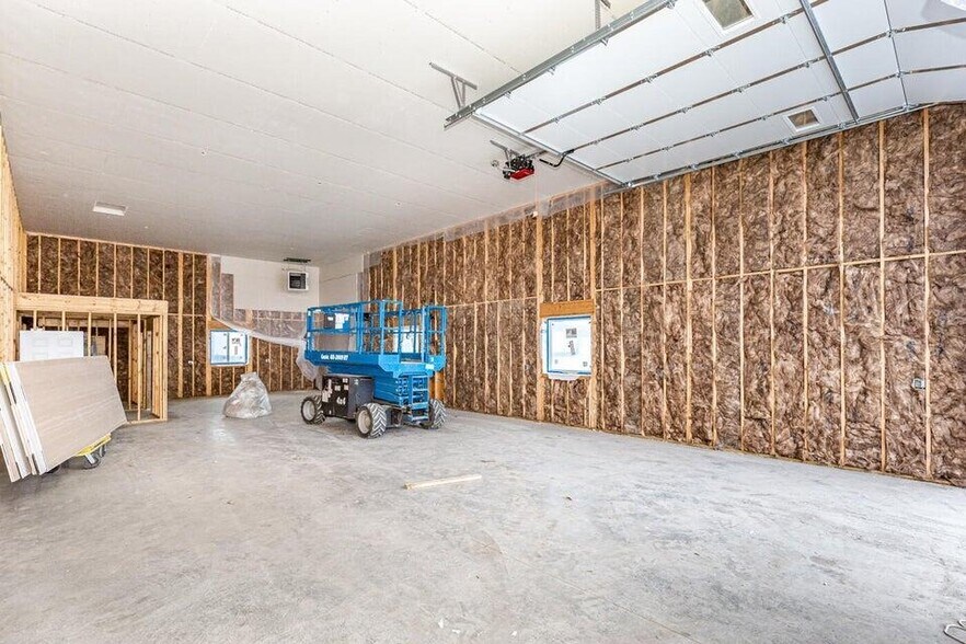 More Photos Of 1002 5th E st, Horace Flex For Sale