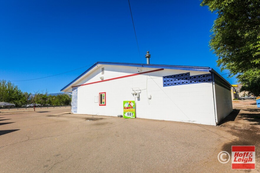 More Photos Of 211 W Main St, Florence General Retail For Lease