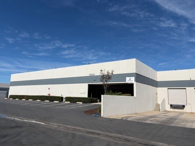 More Photos Of 1232 Simpson Way, Escondido Warehouse For Lease